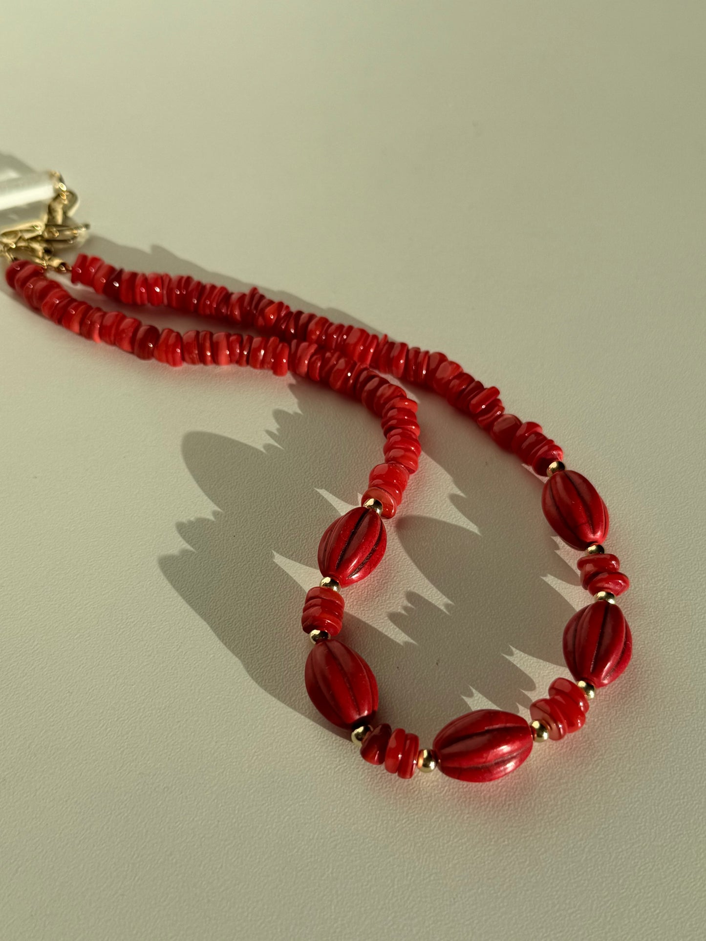 Edición Gargantilla Ormuz roja