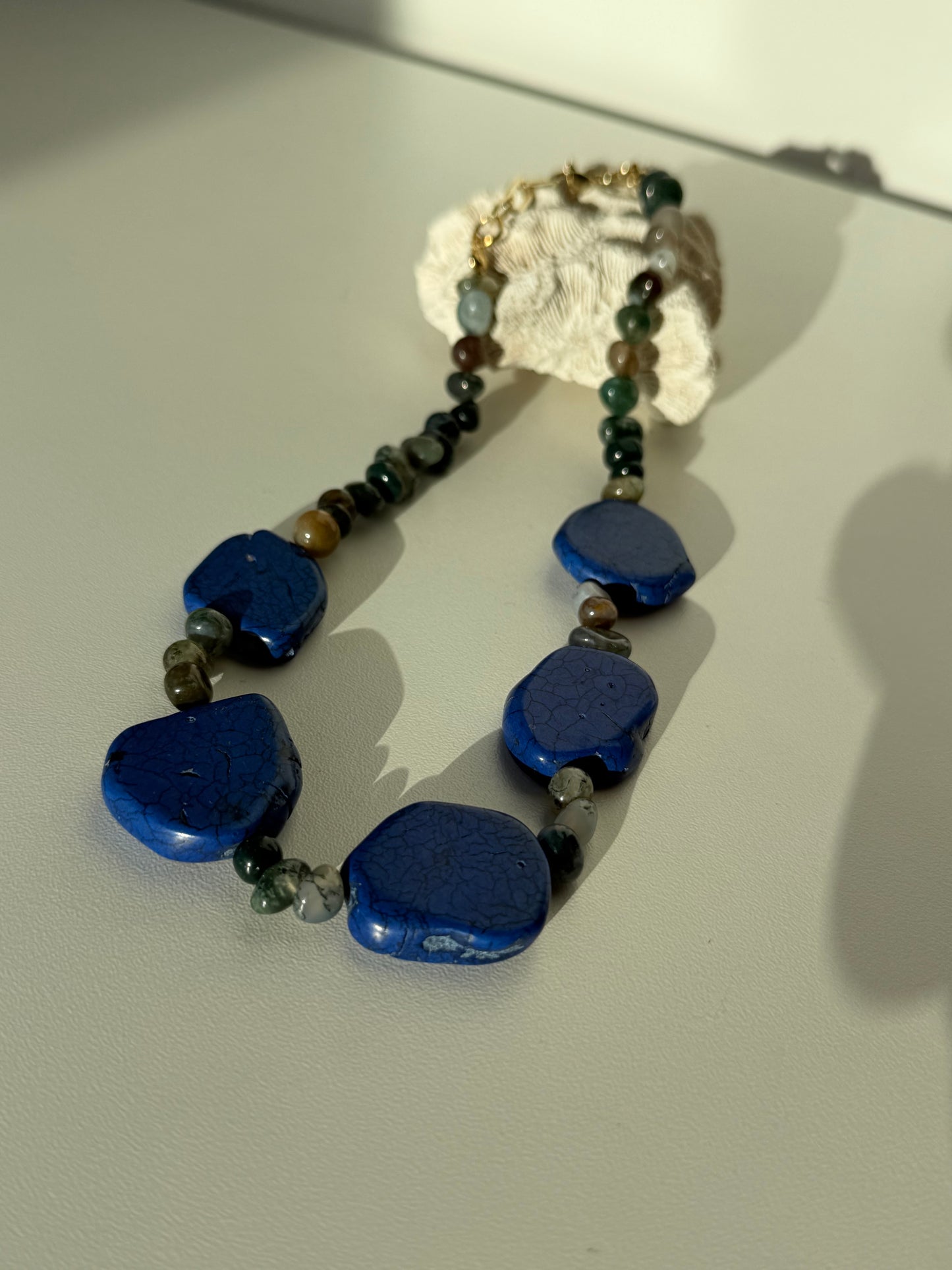 Edición collar Hidra blanco