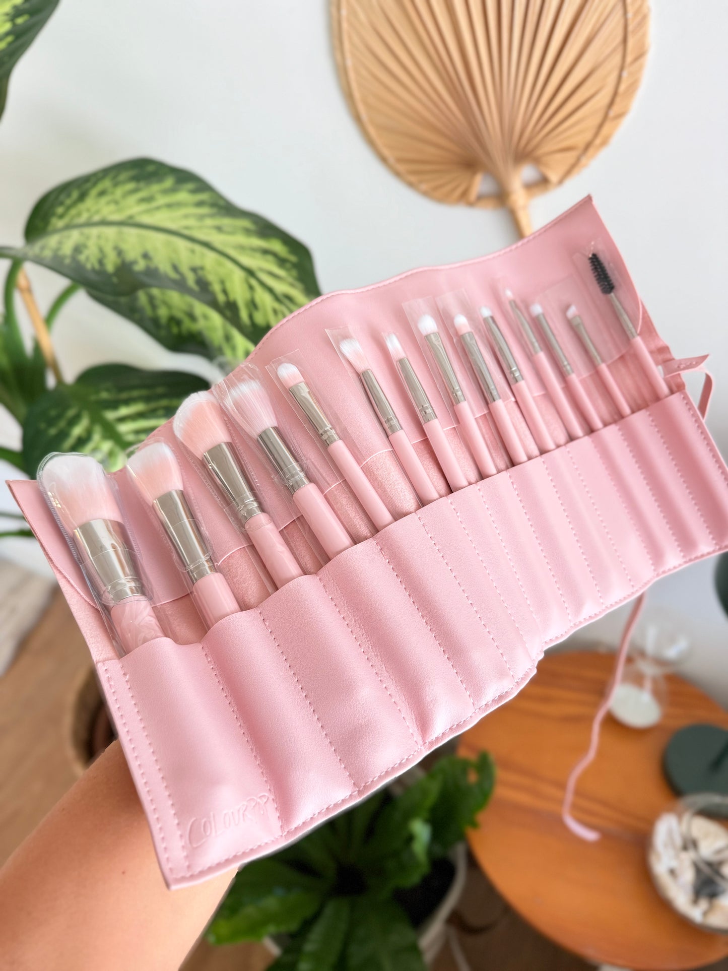 Set de brochas Colourpop