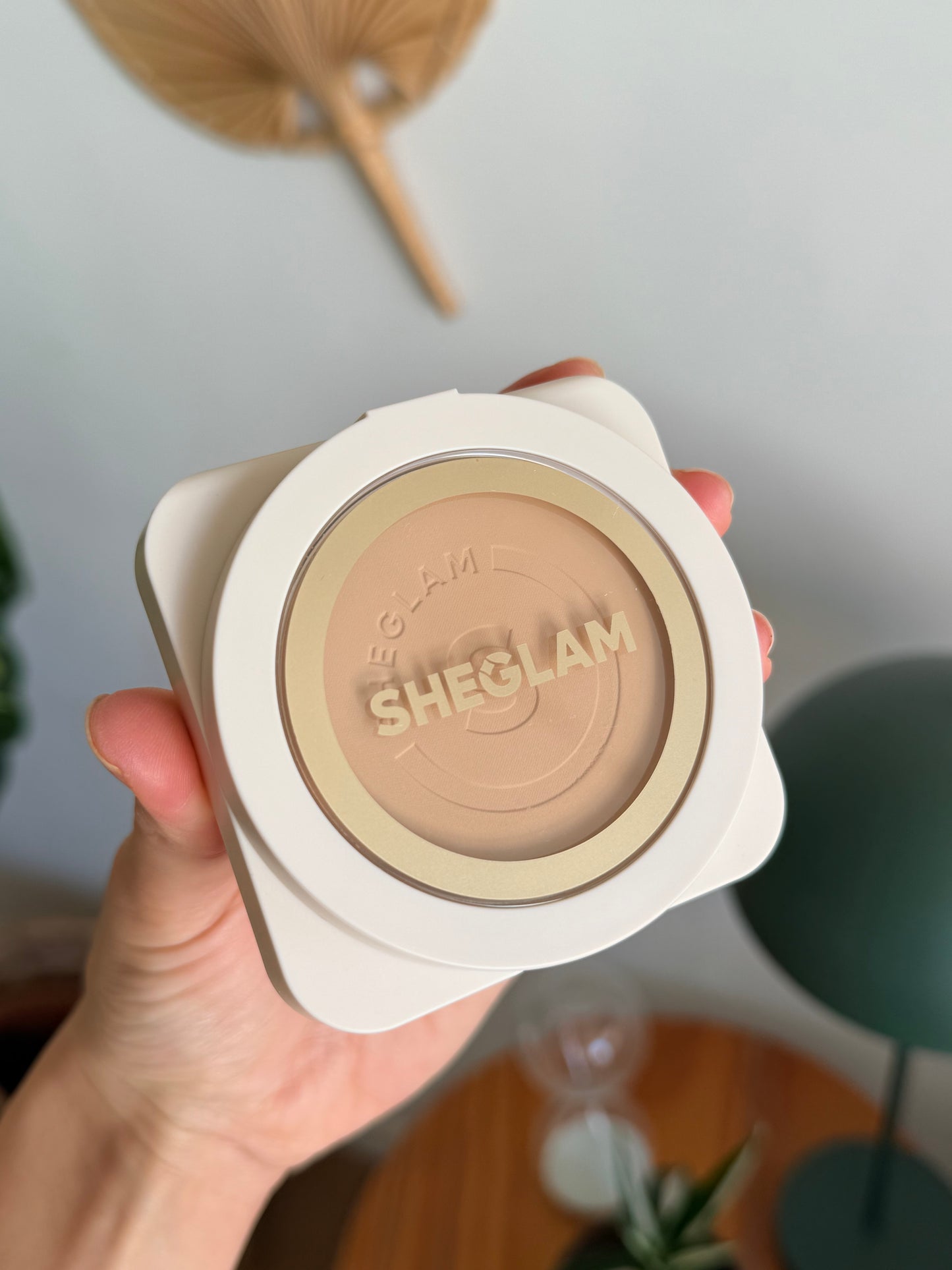 Base en polvo- Sheglam Skin-Focus High Coverage Powder Foundation