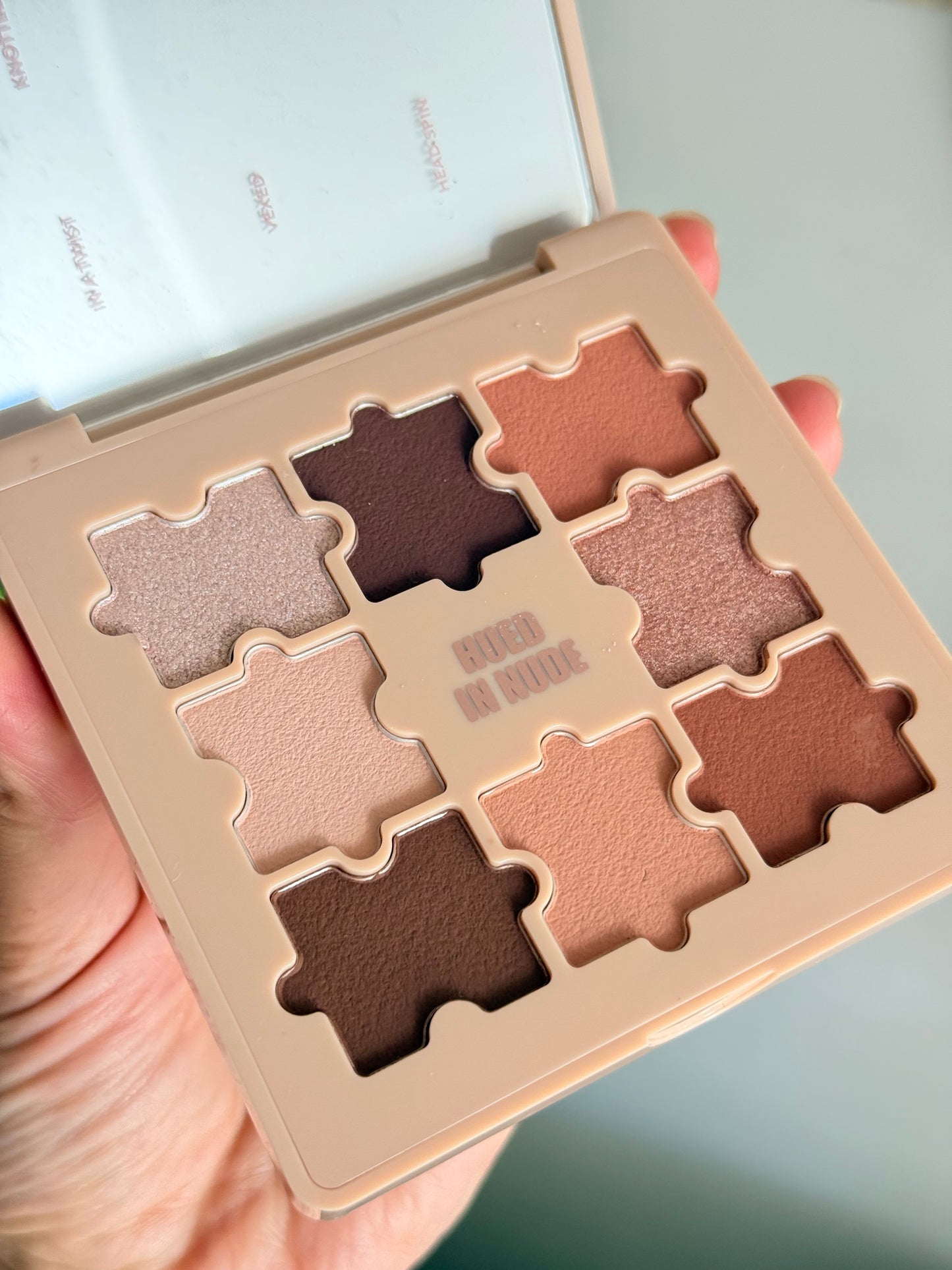 Paleta SHEGLAM - hued in nude