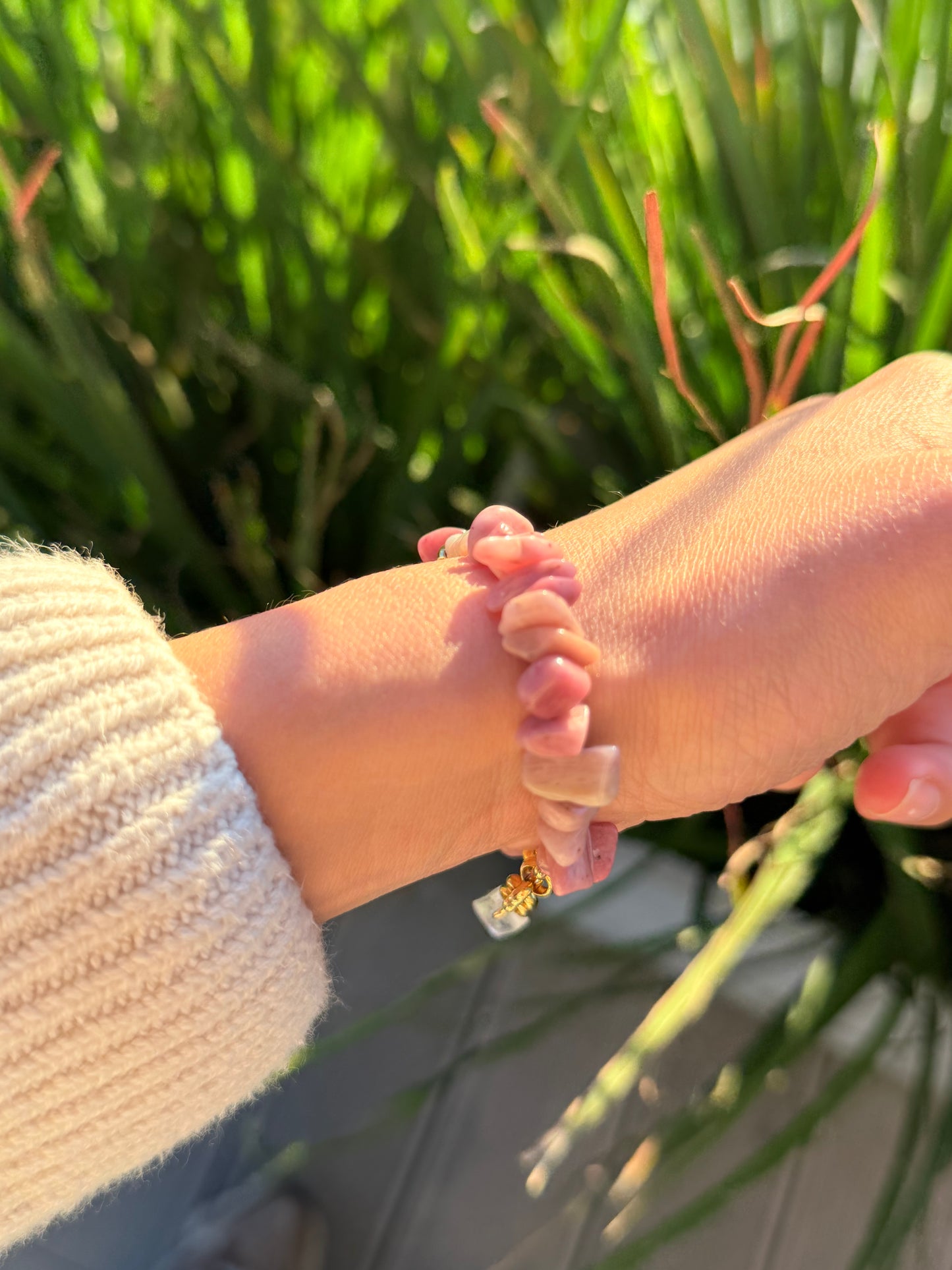 Pulsera escallas rodonita rosa - Amor y Equilibrio 🩷
