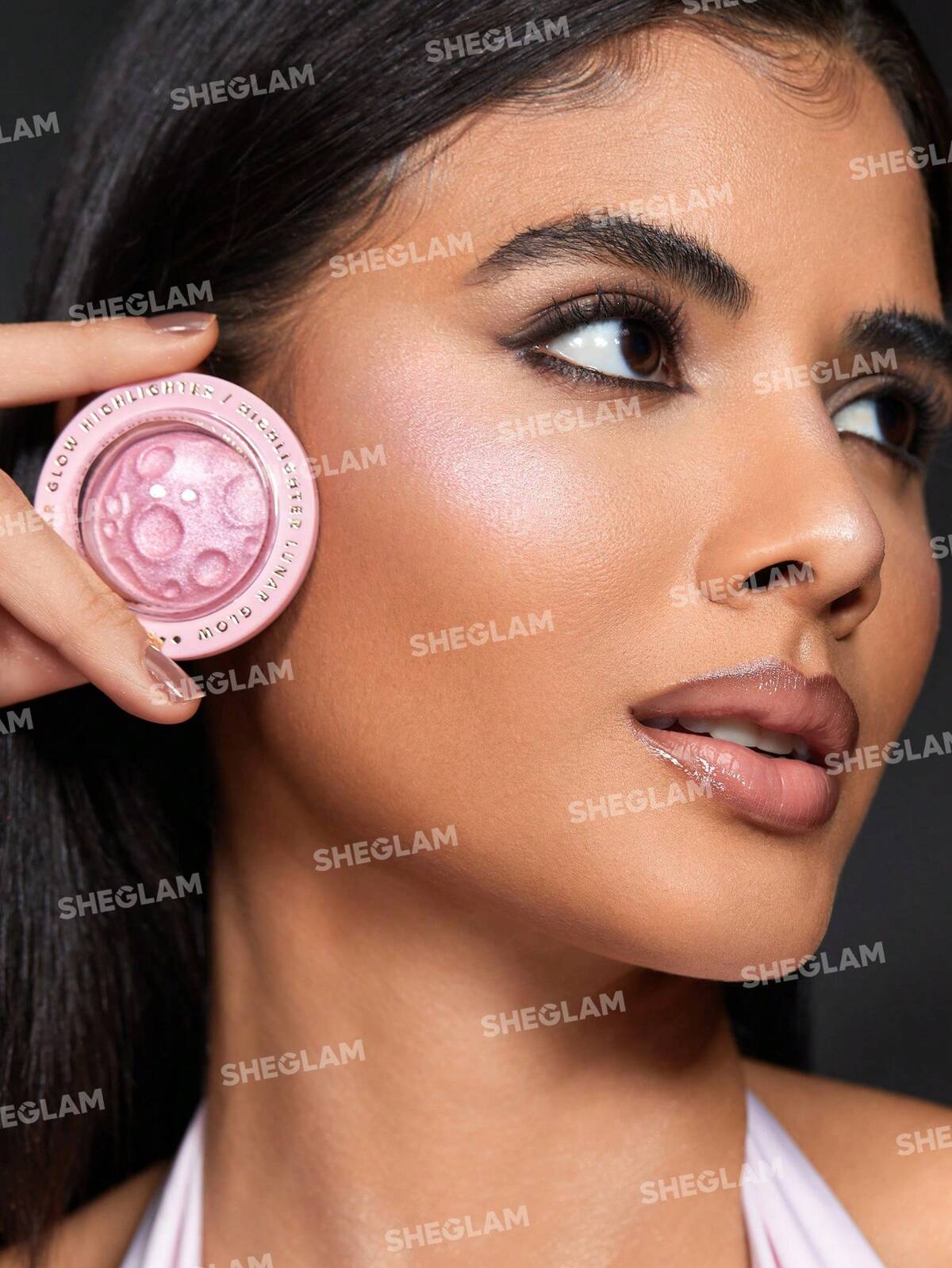 Iluminador compacto- Sheglam Lunar highlighter