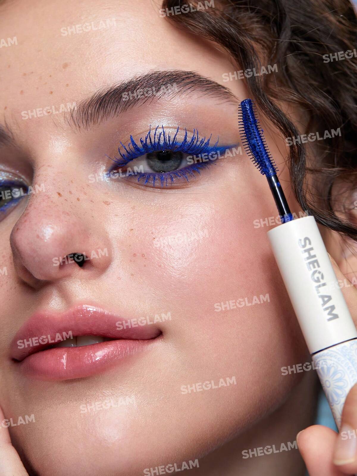 Máscara de pestañas azul waterproof Sheglam